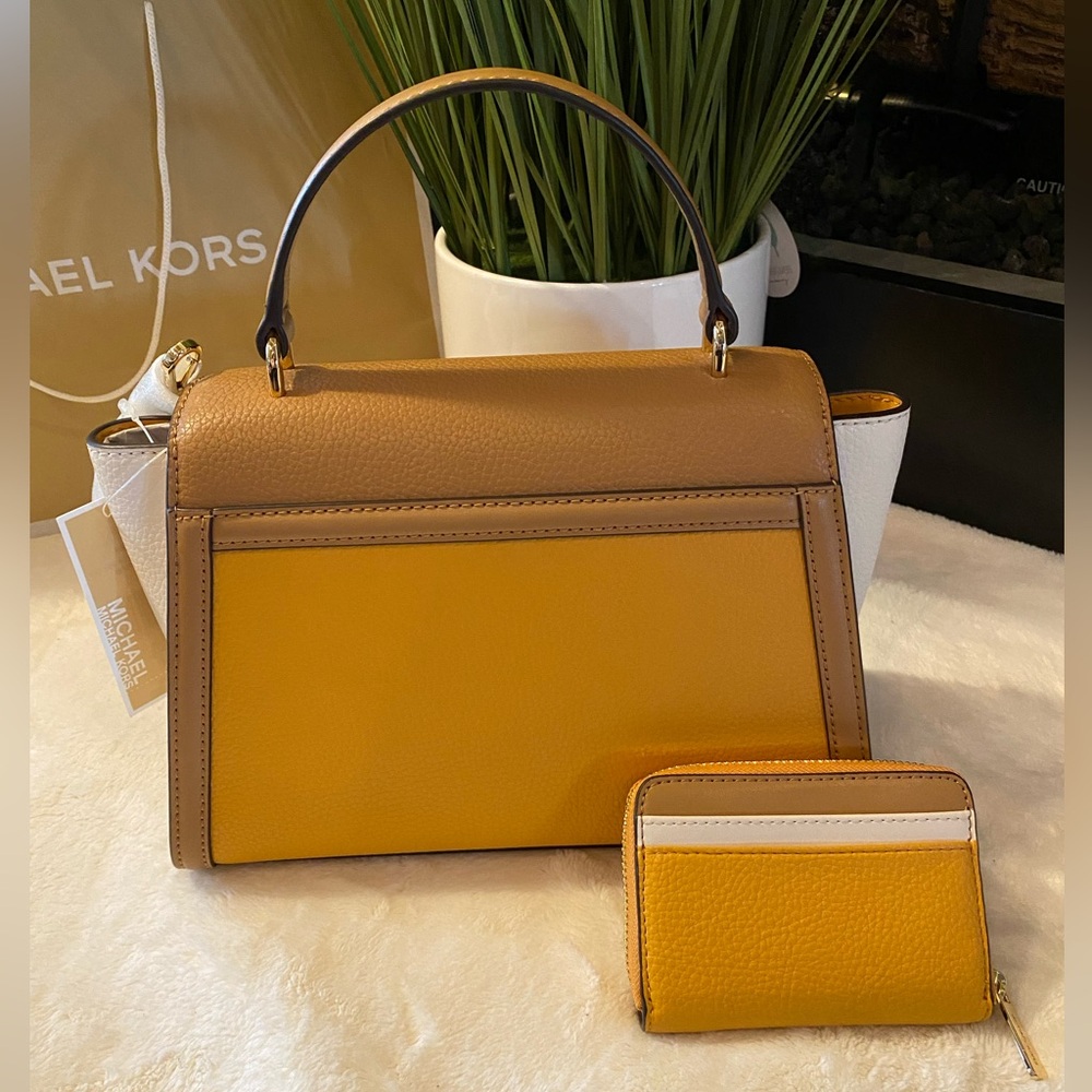 MICHAEL KORS WHITNEY MEDIUM FLAP TOP HANDLE SATCHEL+MATCHING WALLET - Picture 6 of 13
